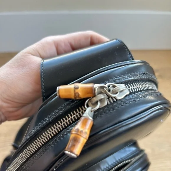 Gucci🖤 Vintage Ophidia patent leather sling backpack